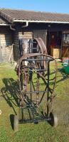 Porte selles, porte brides