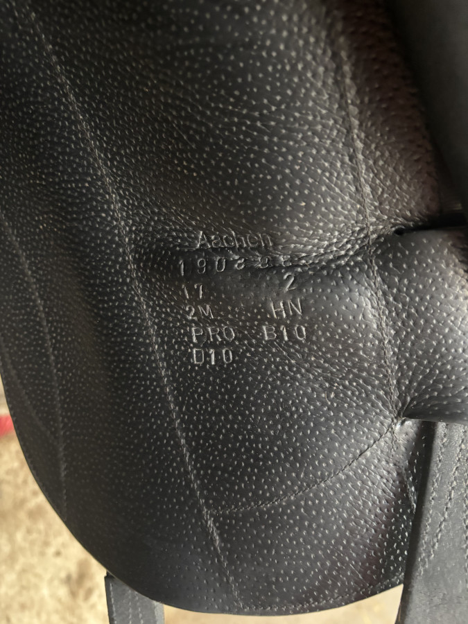 Vente de selle 251