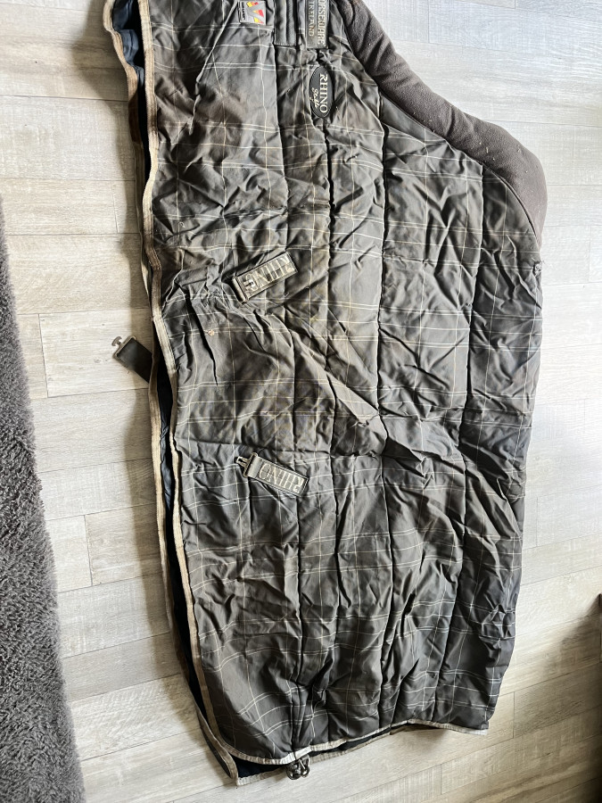 Couvertures et chemises