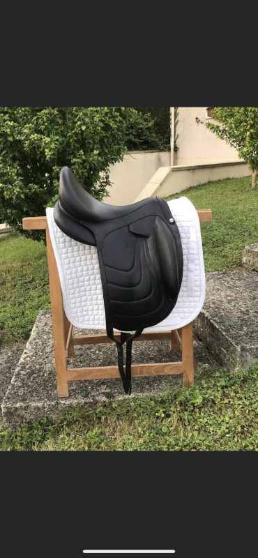 Vente de selle 243