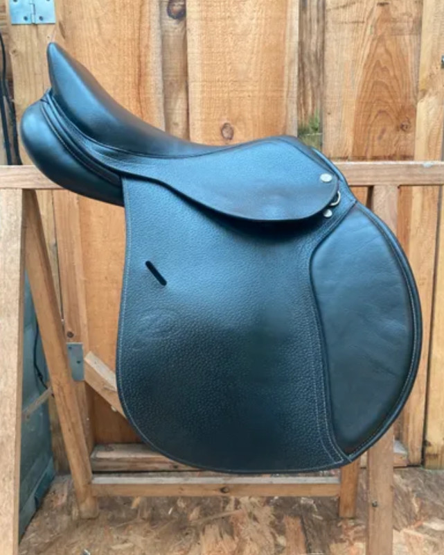 Vente de selle 283