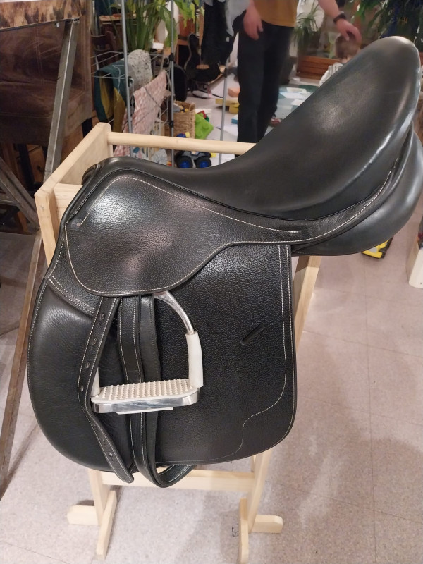Vente de selle 250