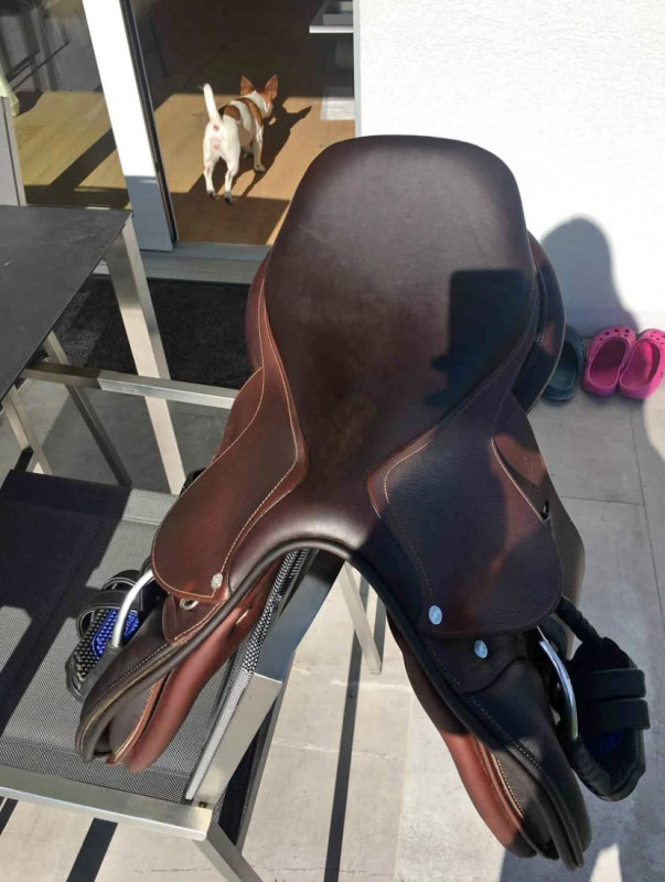 Vente de selle 224