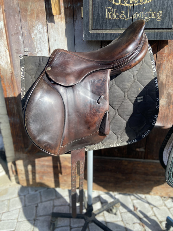 Vente de selle 251