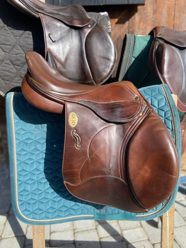 Vente de selle 249