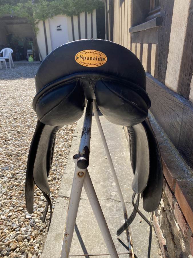Vente de selle 303