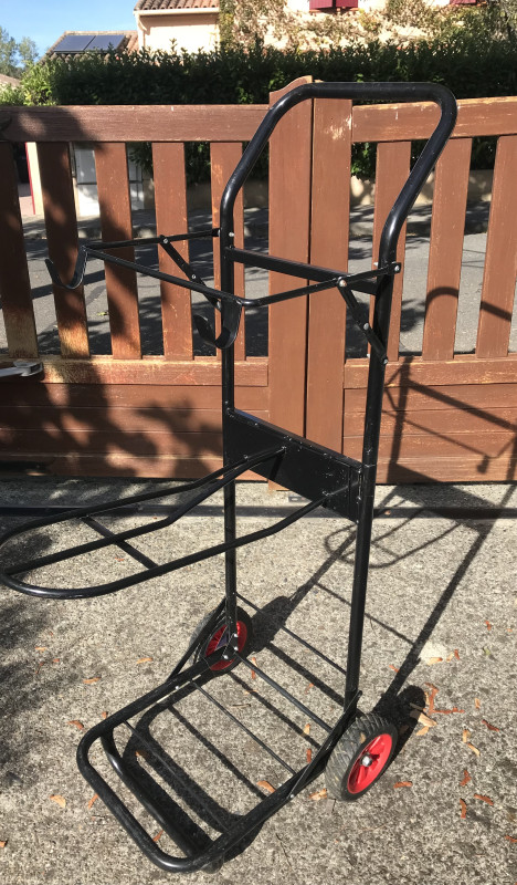 Porte selles, porte brides