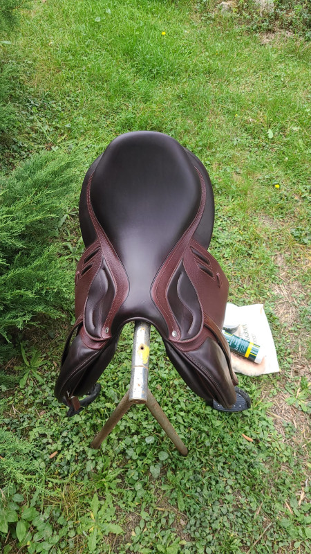 Vente de selle 243