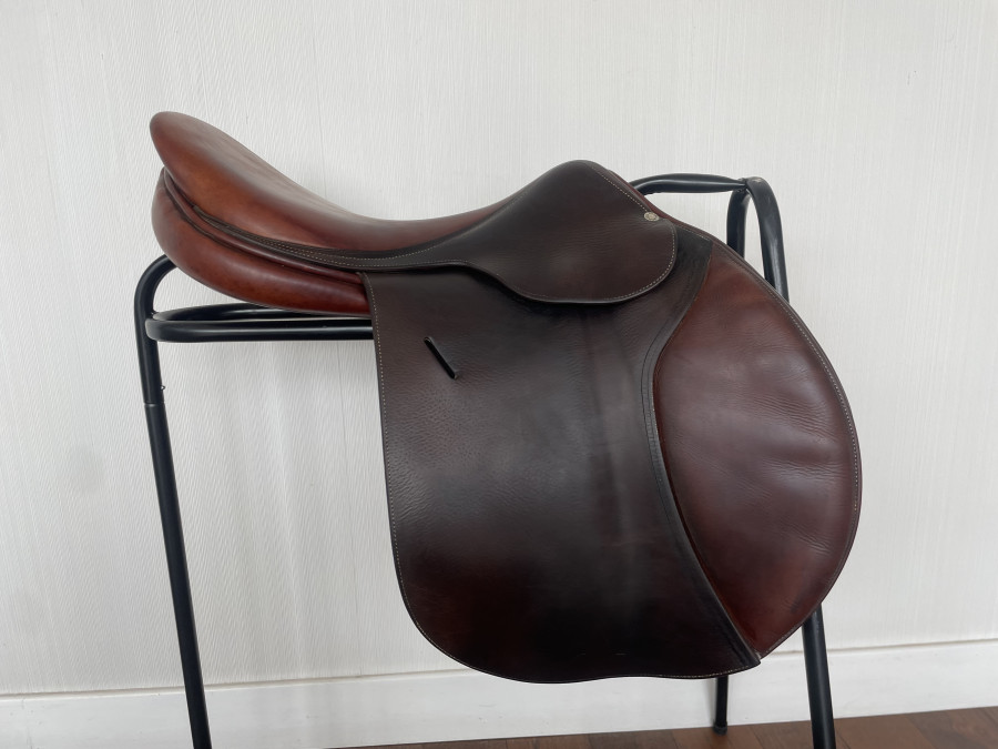 Vente de selle 233