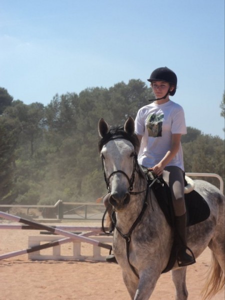 Elle tape la pose ma princesse :p