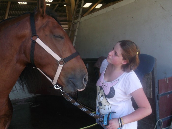 m  est ses qu il me fais la grimasse ptdr