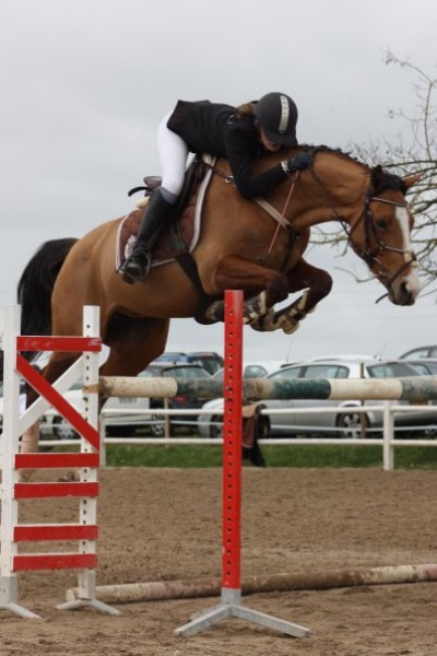 moi et un poney confier pour une saison