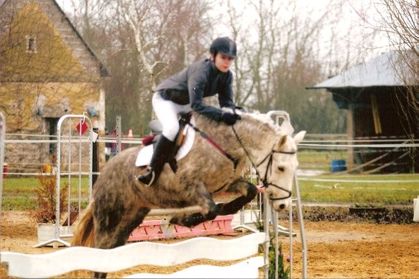 premier CCE club 2 d'une petite ponette de 5 ans