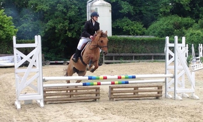 Elle saute vraiment bien :)