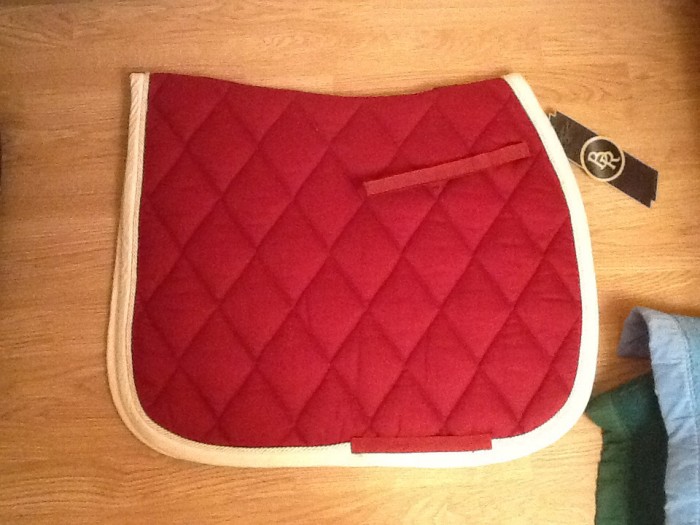 Tapis bordeaux 