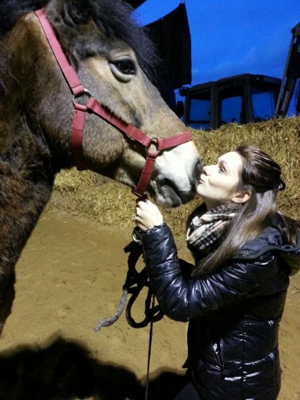 Premi�re belle photo que j'ai eu avec lui, gr�ce a ma cousine. Cette photo est trop belle je trouve.
