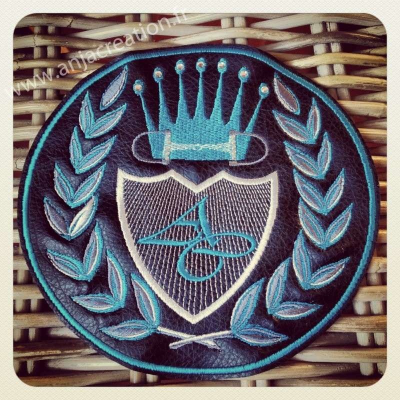 Voil ce magnifique cusson un cration de Lalice76 