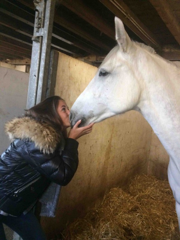 Ma petite jument  blanche