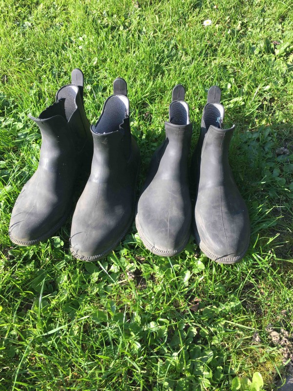 Botte 34 et 35 bon  etat 5 euros chaque