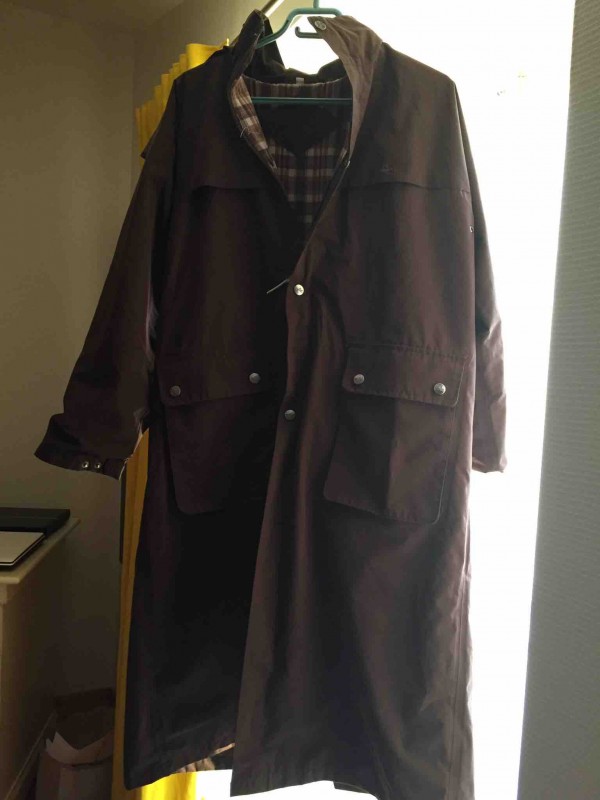 Av impermeable cavalier 
Taille 36
40? 