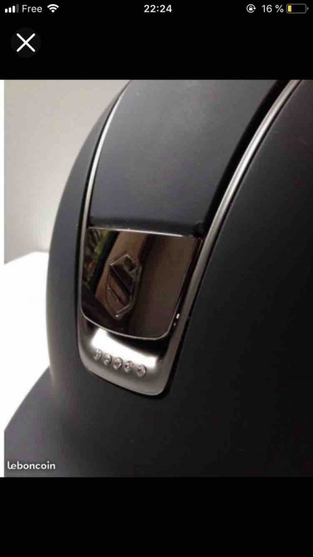Bombe samshield 5 swarovski a vendre casi neuve 