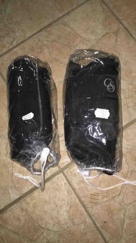 Gu�tres de cross de la marque CSO. Taille S. En tr�s bon �tat. 