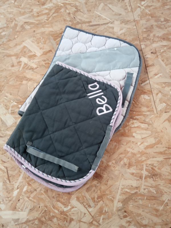 Tapis taille poney � vendre 