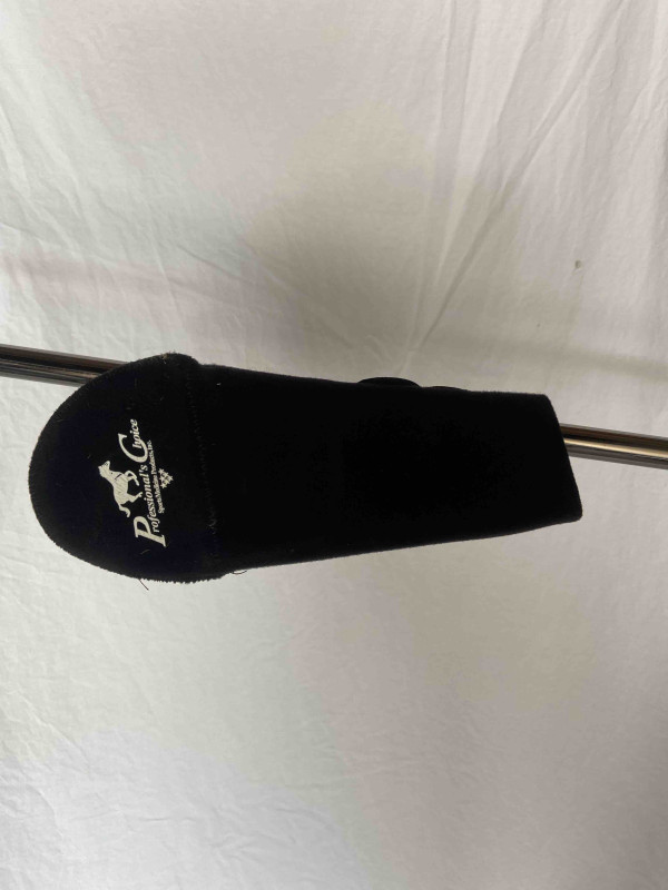 Protege queue cheval